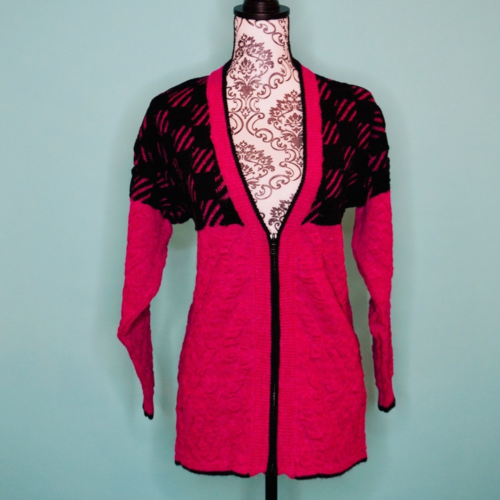 Vintage 80s Funky Checkered Cable Knit Sweater